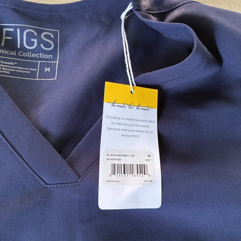 FIGS Basa Maternity Scrub Top Womens Medium M Navy Blue 2-Pocket W19SW1039 NWT